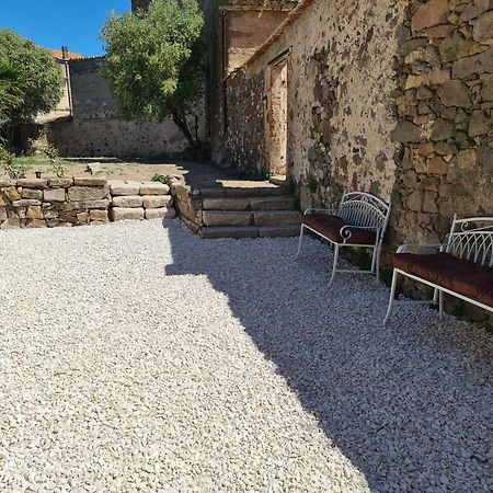 Vila Borgo Santo Stefano Oschiri Exteriér fotografie