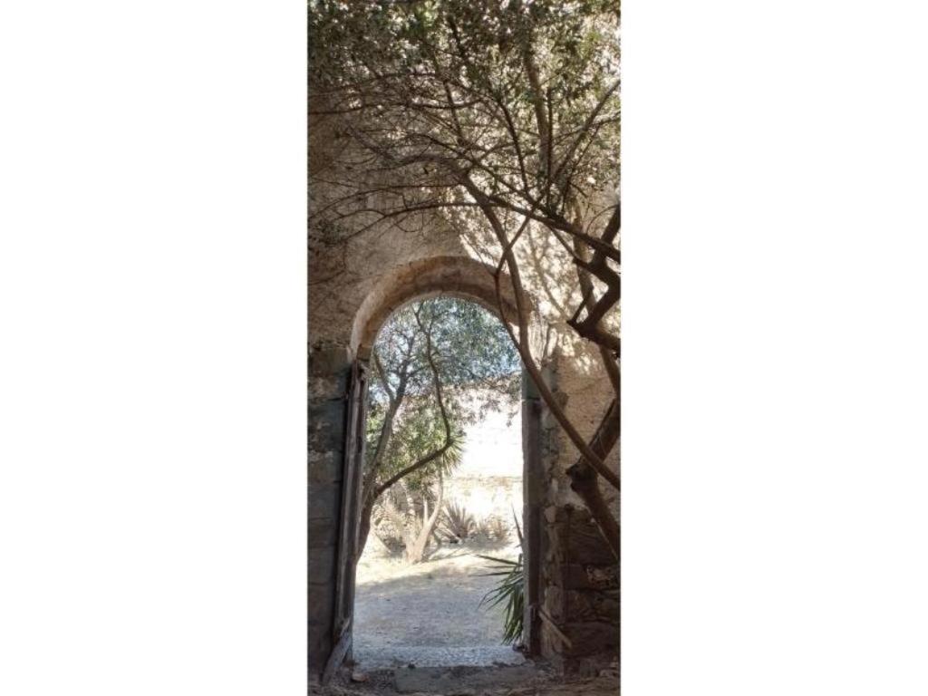Vila Borgo Santo Stefano Oschiri Exteriér fotografie